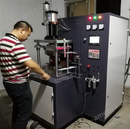东莞生产厂家 新能源汽车软连接焊接设备厂家