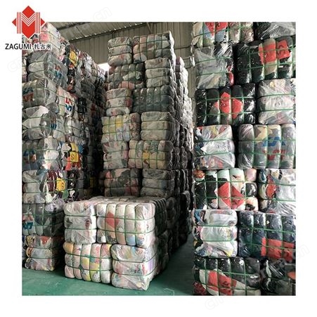 广州扎古米 旧包包优质出口商 二手衣服旧包包混批 马里外贸出口二手衣服批发出口包包二手