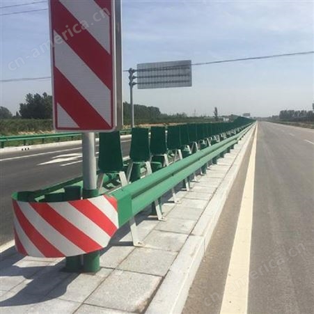 白银高速路护栏生产厂家 高速护栏 高速波形护栏板