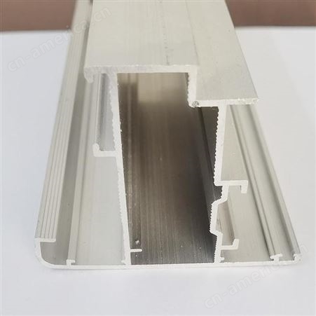 感钊铝合金隔断厂家 办公断桥隔断铝型材 方通隔断铝型材
