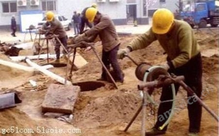康尚建设人工挖孔桩施工